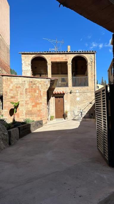 Habitacion Roca Foradada En Casa Cami De Les Aiguees Monistrol De Montserrat Exterior foto